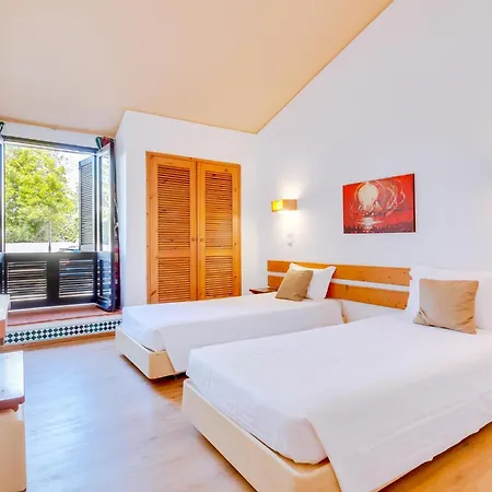 Holiday home Al - Moradia Volta Da Vinha *